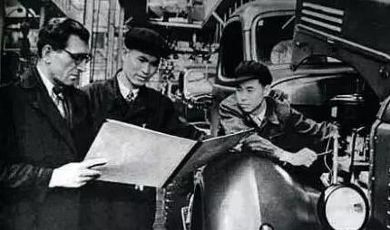 新中國成立70周年回看汽車的工業(yè)設計史