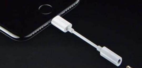 盤點(diǎn)手機(jī)產(chǎn)品設(shè)計(jì)中的無(wú)意義設(shè)計(jì)案例