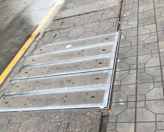 深圳的非機(jī)動(dòng)車道該重新設(shè)計(jì)了，太難走了！